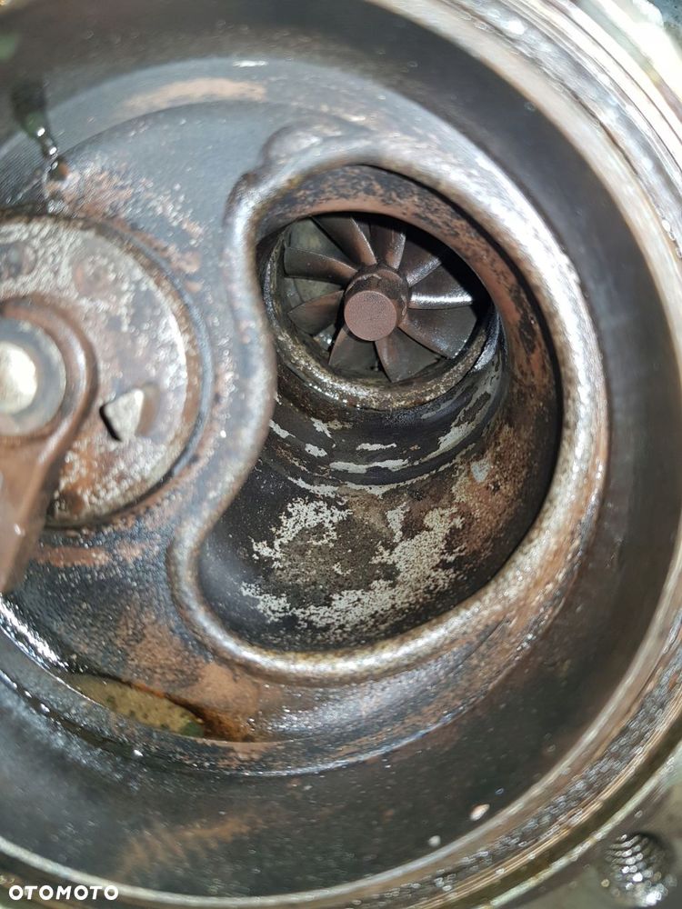turbosprężarka ag9n-6k682-am focus mk3 st mondeo s-max 2.0t - 9