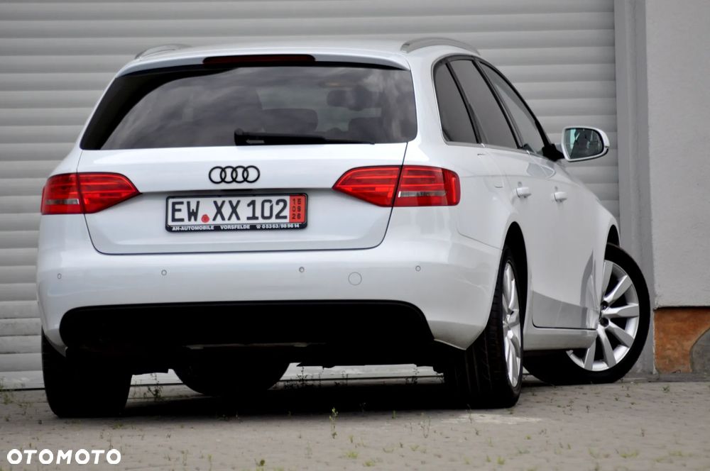 Audi A4 Avant 2.0 TDI DPF Ambiente - 6