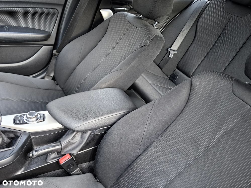 BMW Seria 1 116d EfficientDynamics Edition - 25