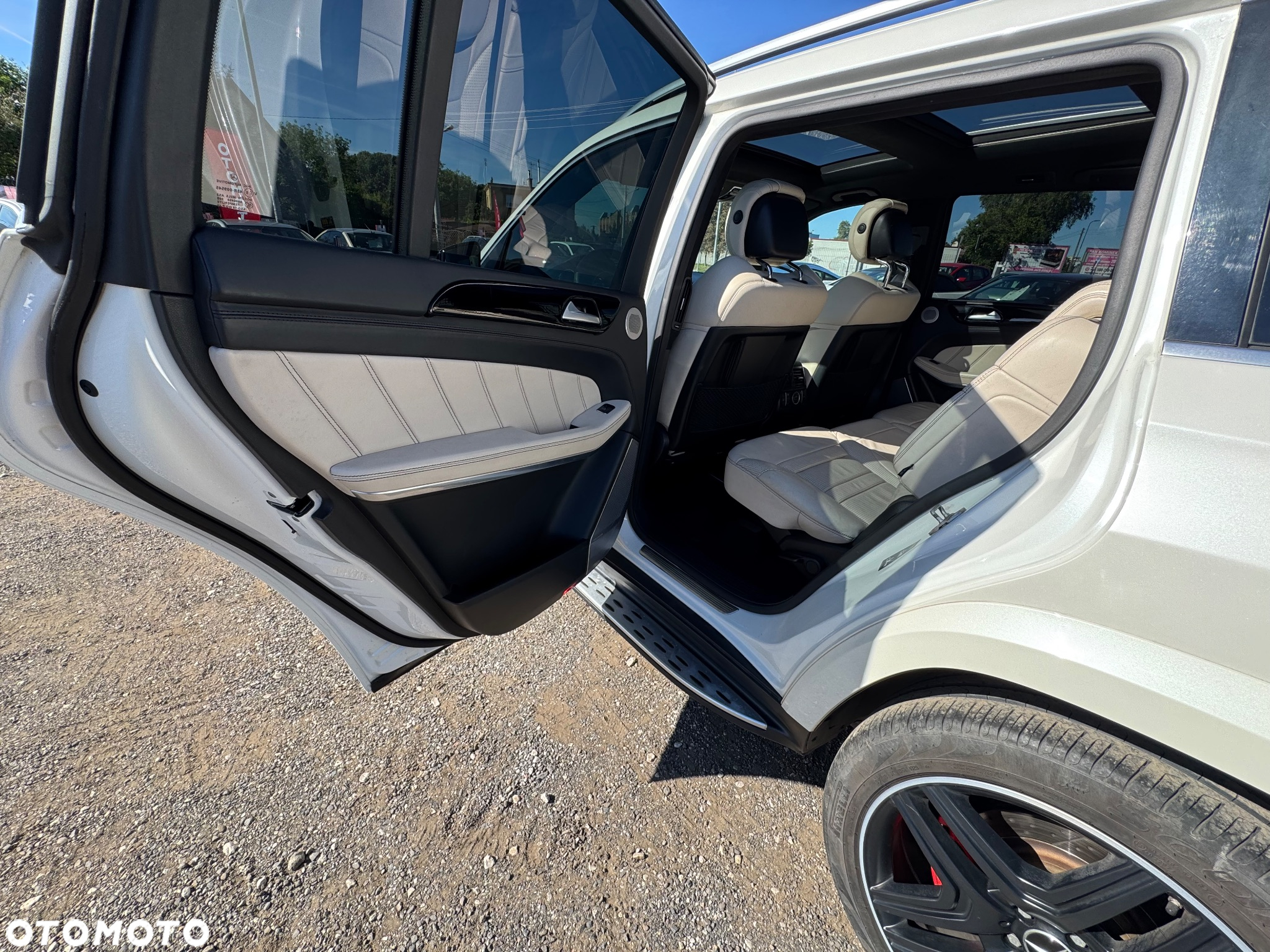 Mercedes-Benz GL 63 AMG - 22