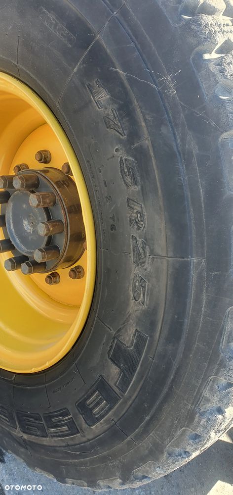 New Holland F156.7A - 13