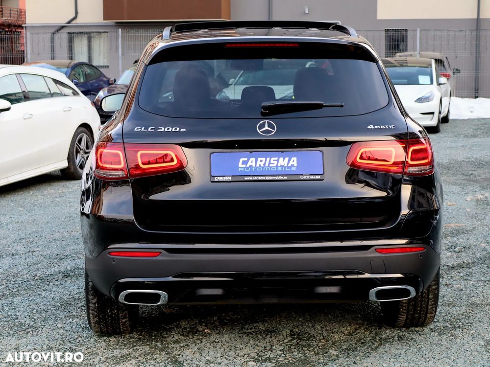 Mercedes-Benz GLC 300 e 4MATIC - 9