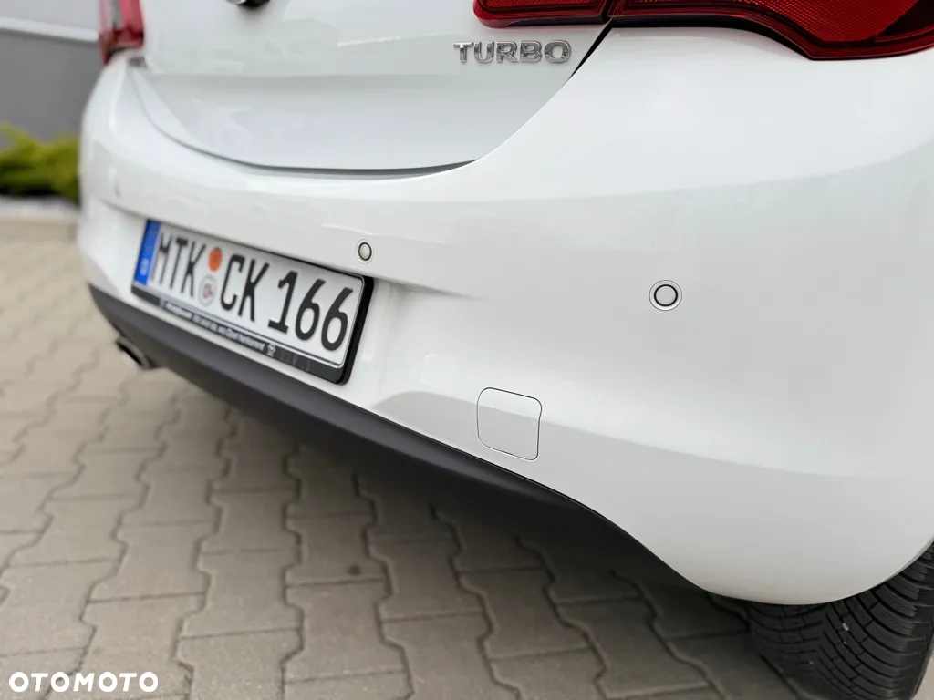 Opel Corsa 1.4 T Cosmo S&S - 17