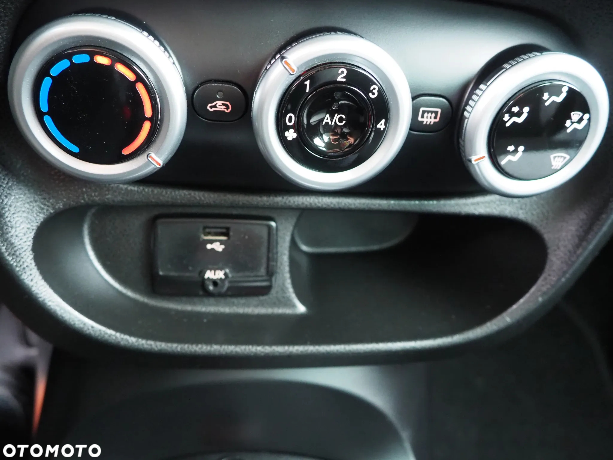 Fiat 500L 1.4 16V - 37