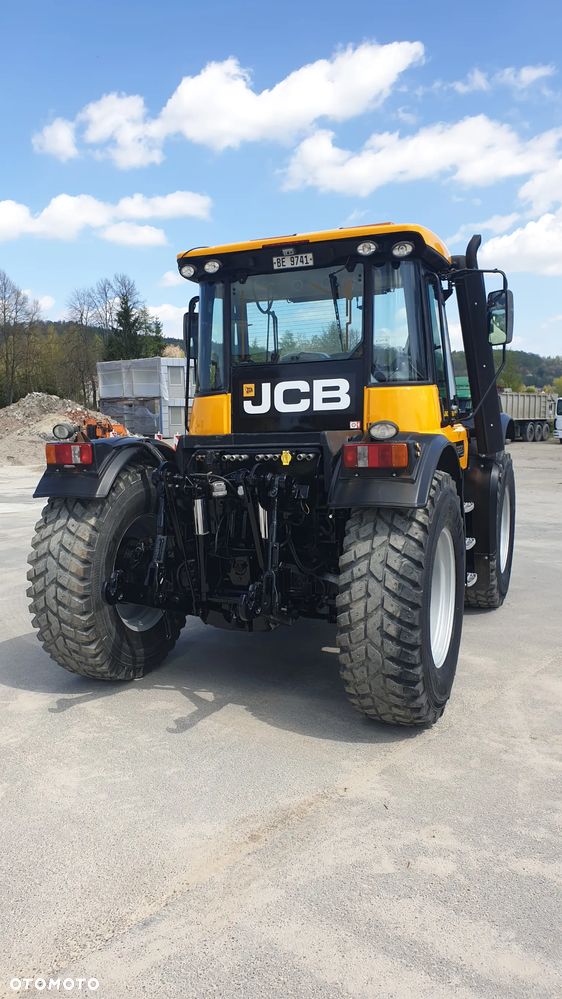 JCB FASTRAC 3220 PLUS - 6