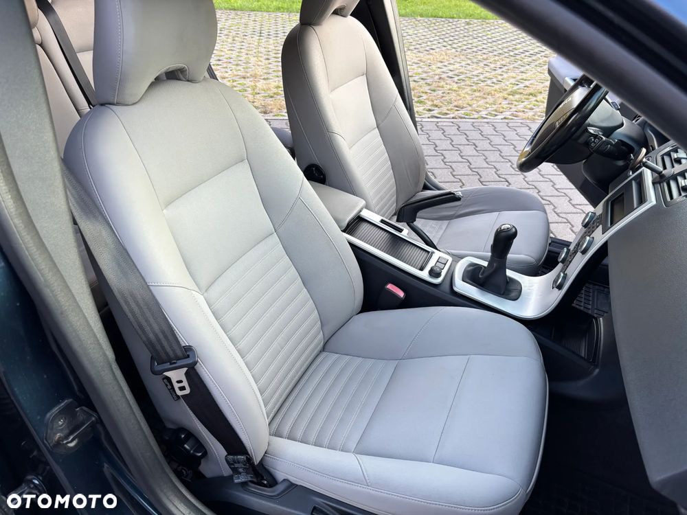 Volvo V50 2.0D Summum - 22