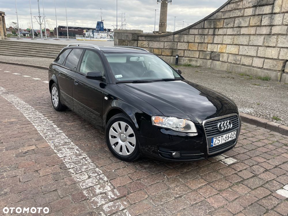 Audi A4 Avant - 1