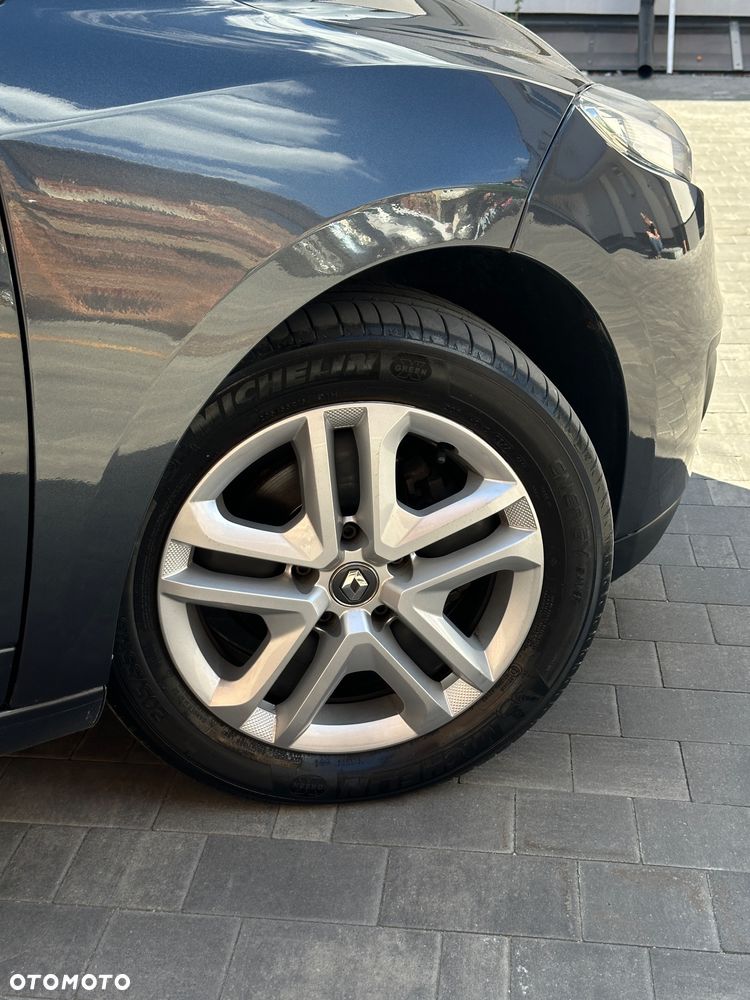Renault Megane 1.6 16V Zen - 17