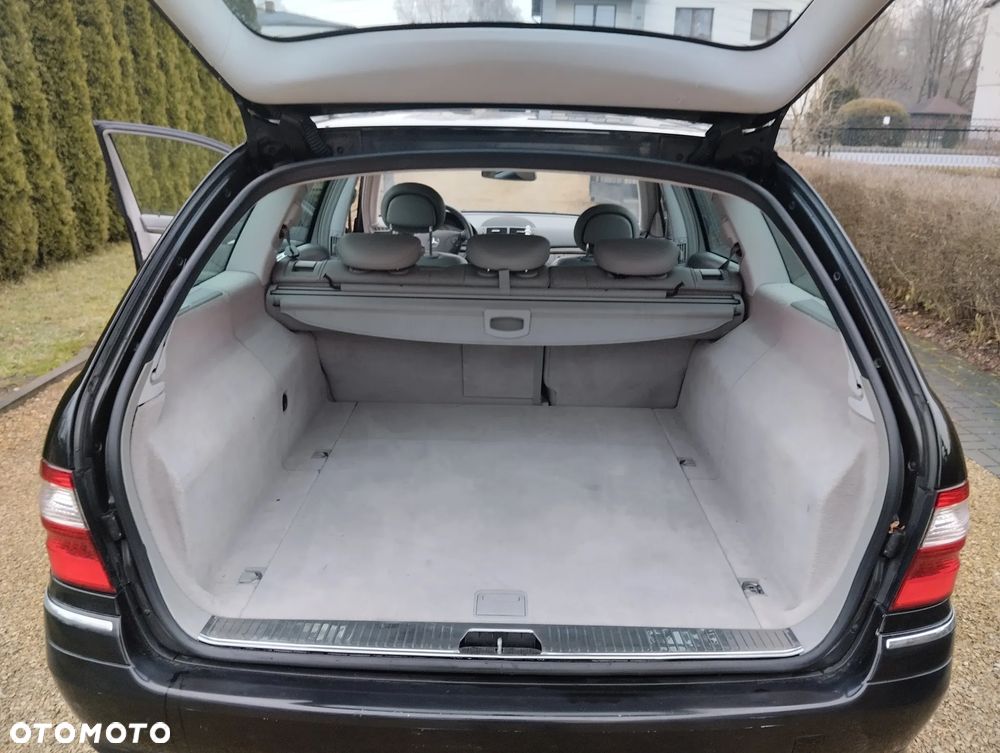 Mercedes-Benz Klasa E 500 7G-TRONIC Avantgarde - 15