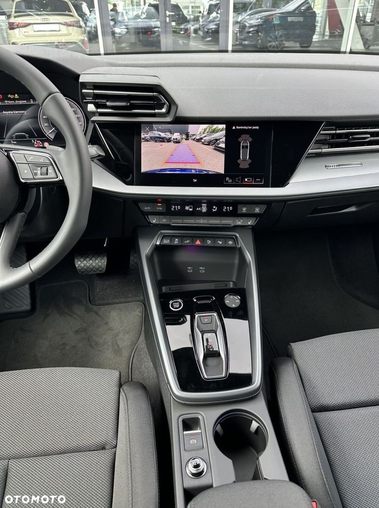 Audi A3 Sportback - 18