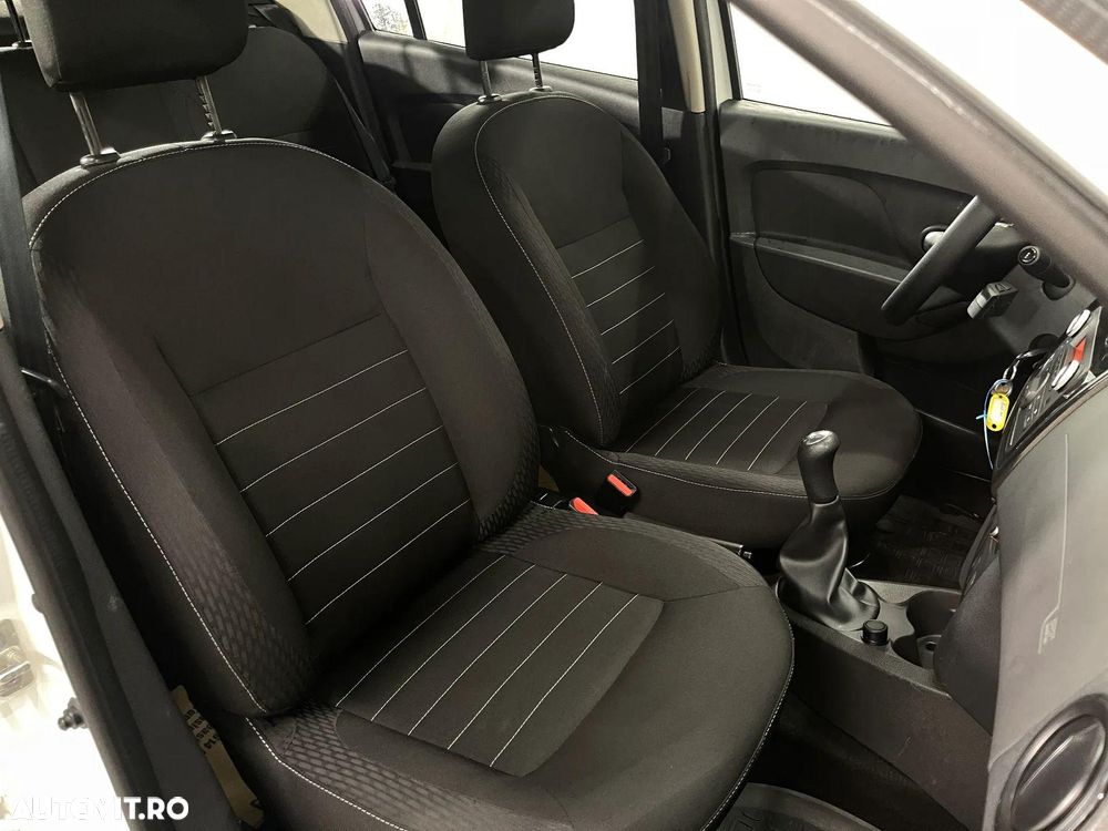 Dacia Logan 1.5 Blue dCi Laureate - 11