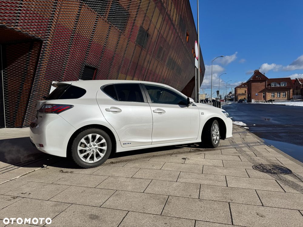 Lexus CT 200h F Sport - 5