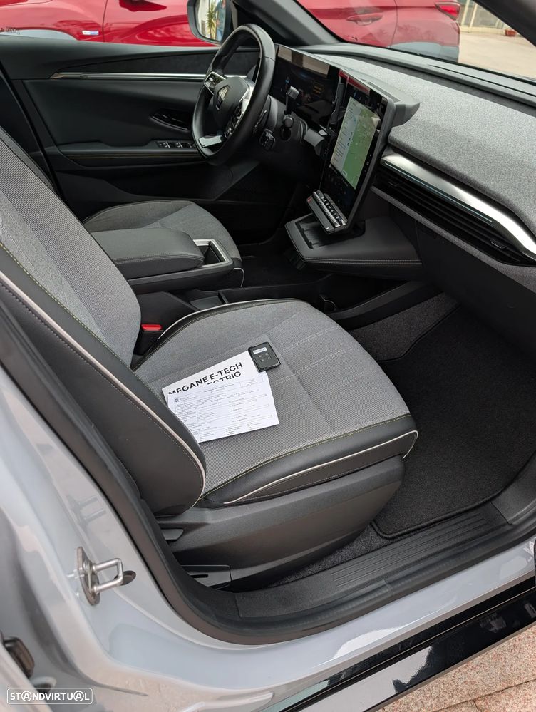 Renault Mégane E-Tech EV60 220hp optimum charge Techno - 11