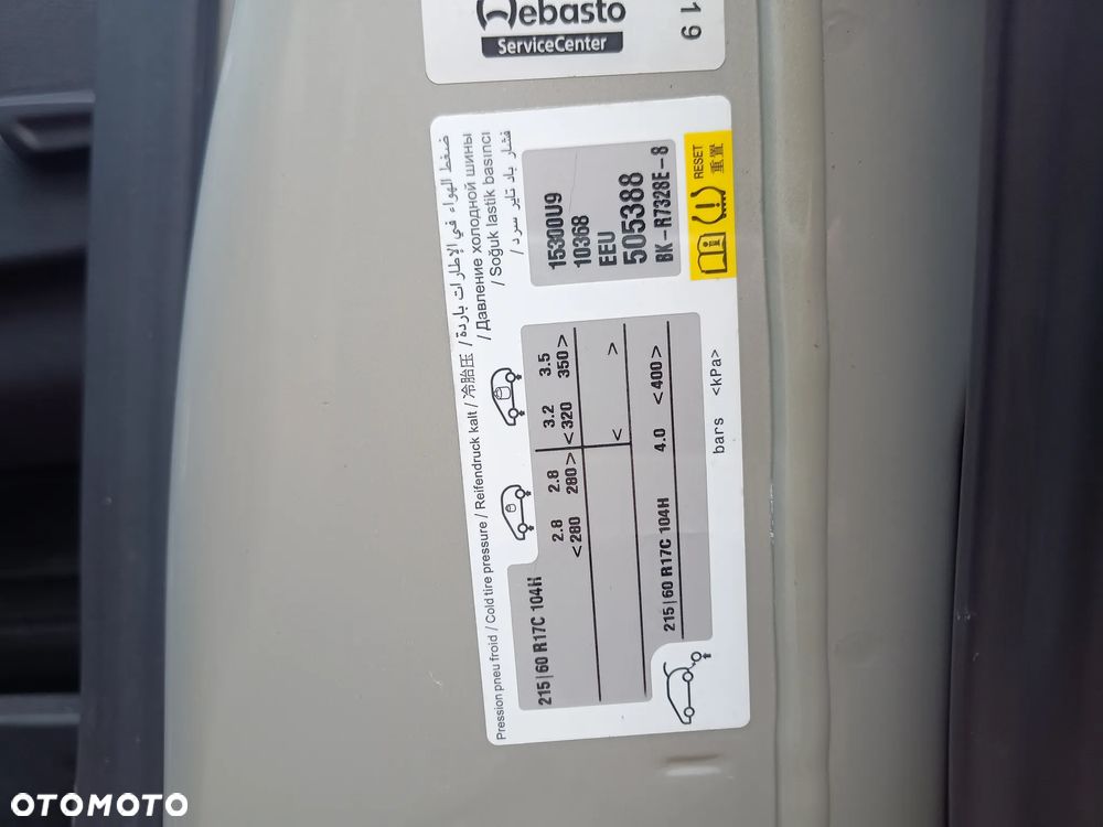 Peugeot Traveller L2 2.0 EAT8 Business VIP - 8