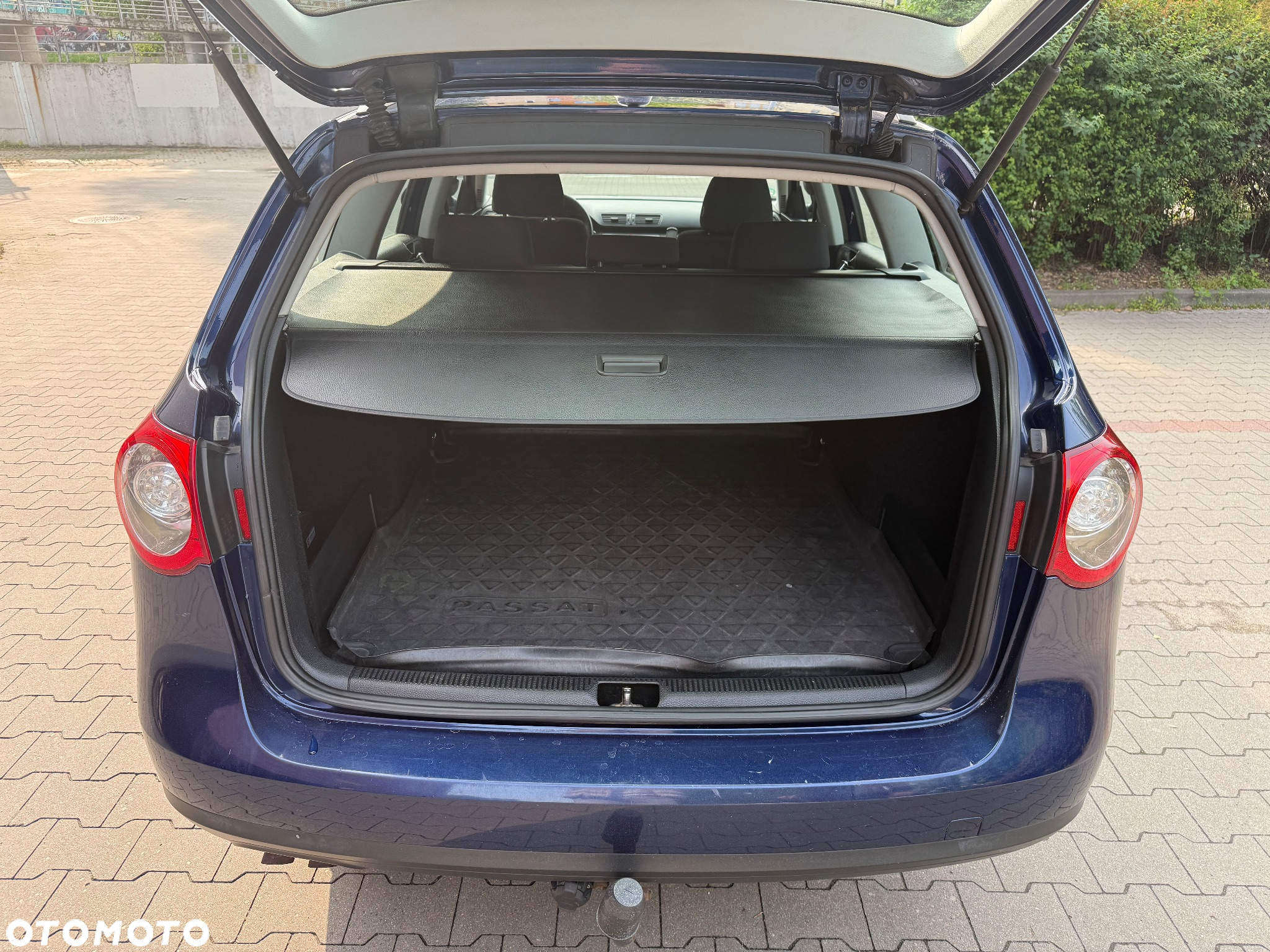 Volkswagen Passat 2.0 TDI Comfortline - 12