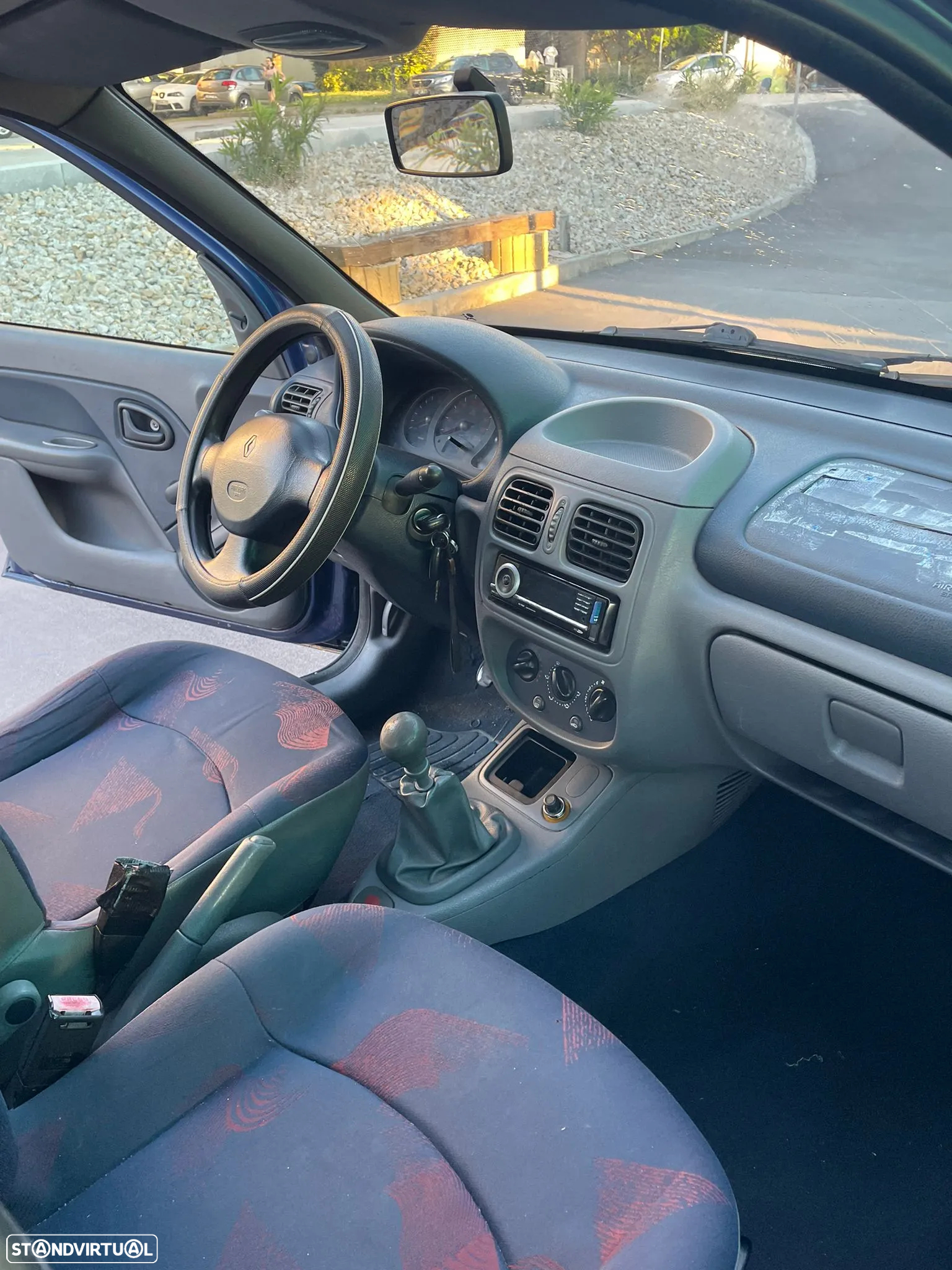Renault Clio 1.2 RN - 9