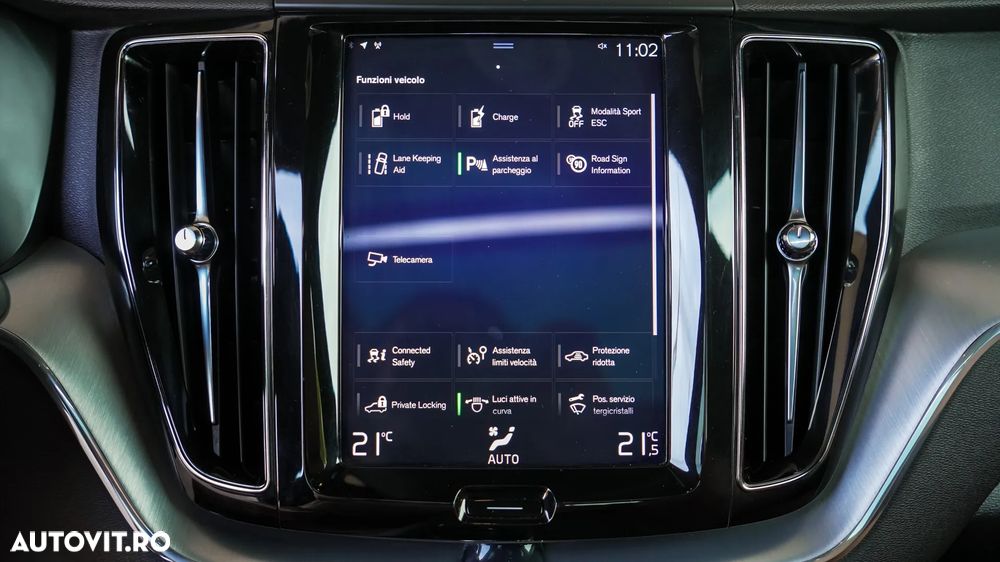 Volvo XC 60 T8 Twin Engine AWD Momentum - 12