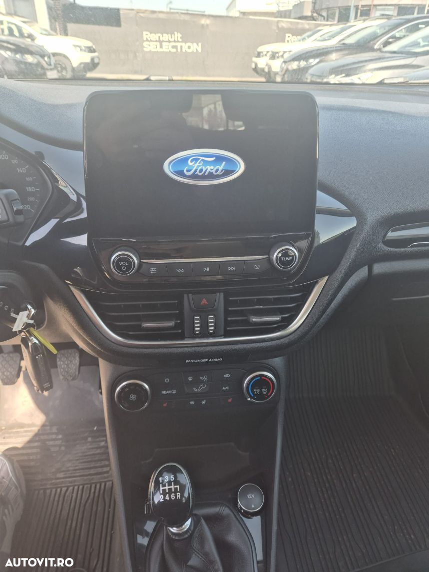 Ford Fiesta - 8