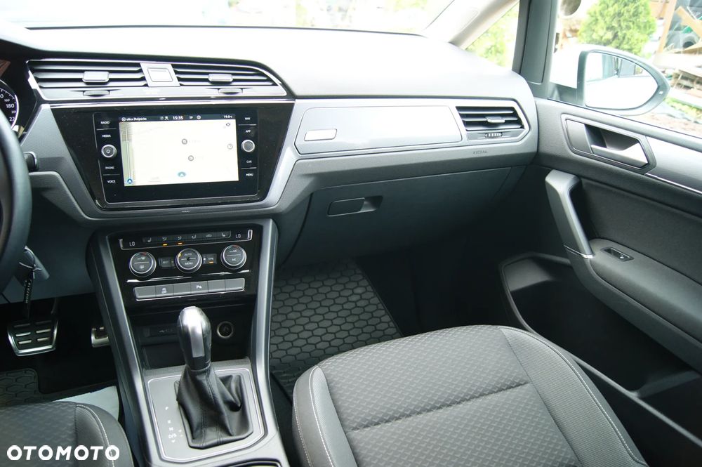 Volkswagen Touran 2.0 TDI SCR DSG ACTIVE - 36