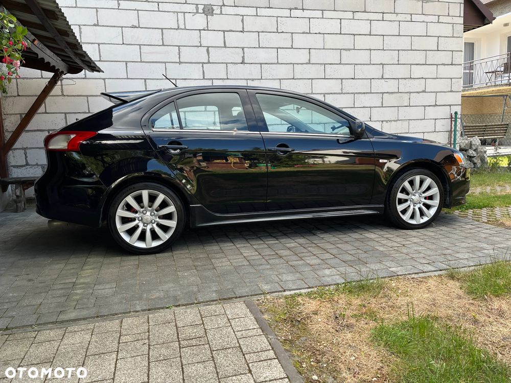 Mitsubishi Lancer - 7