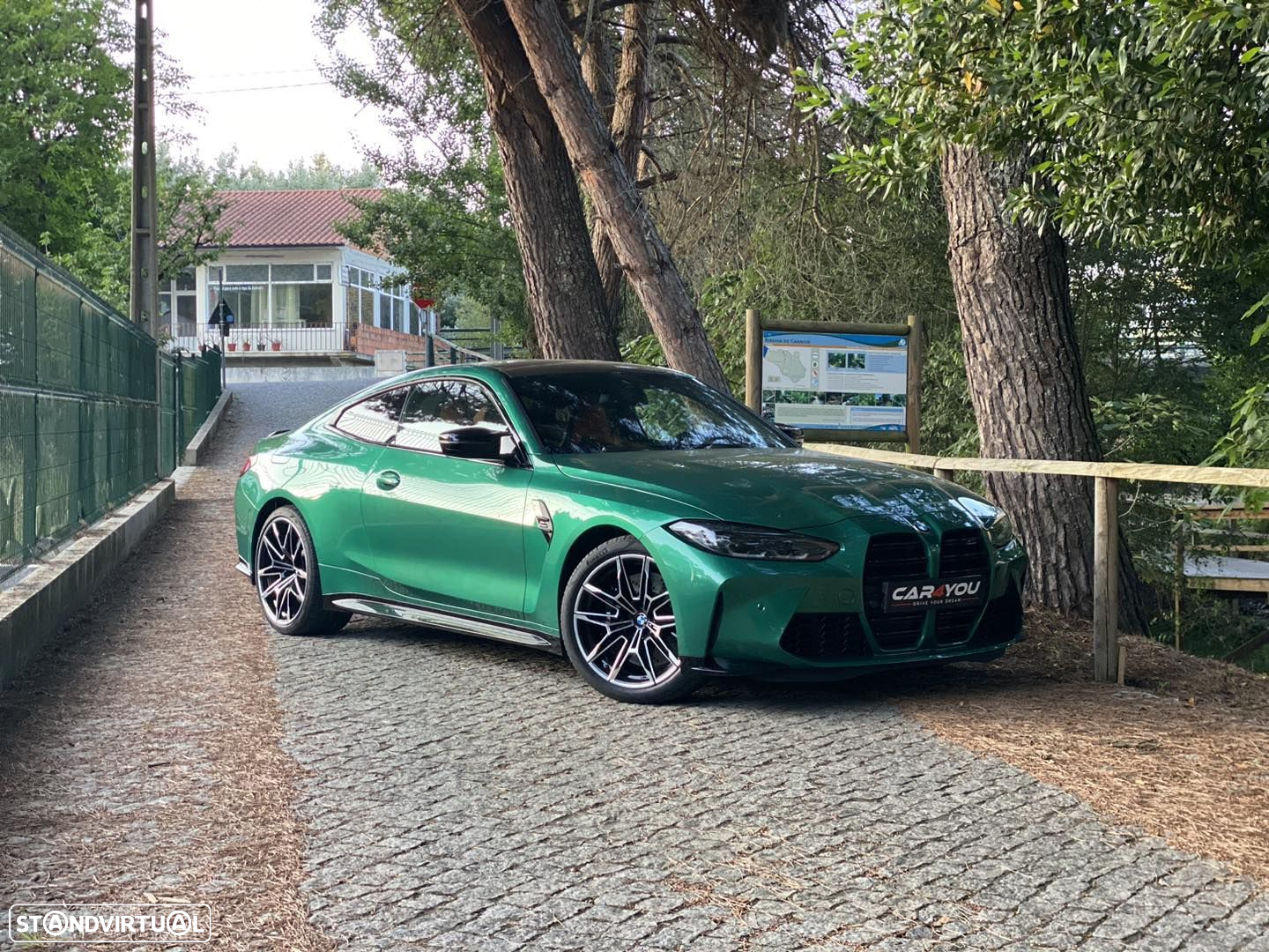 BMW M4 Competition - 3