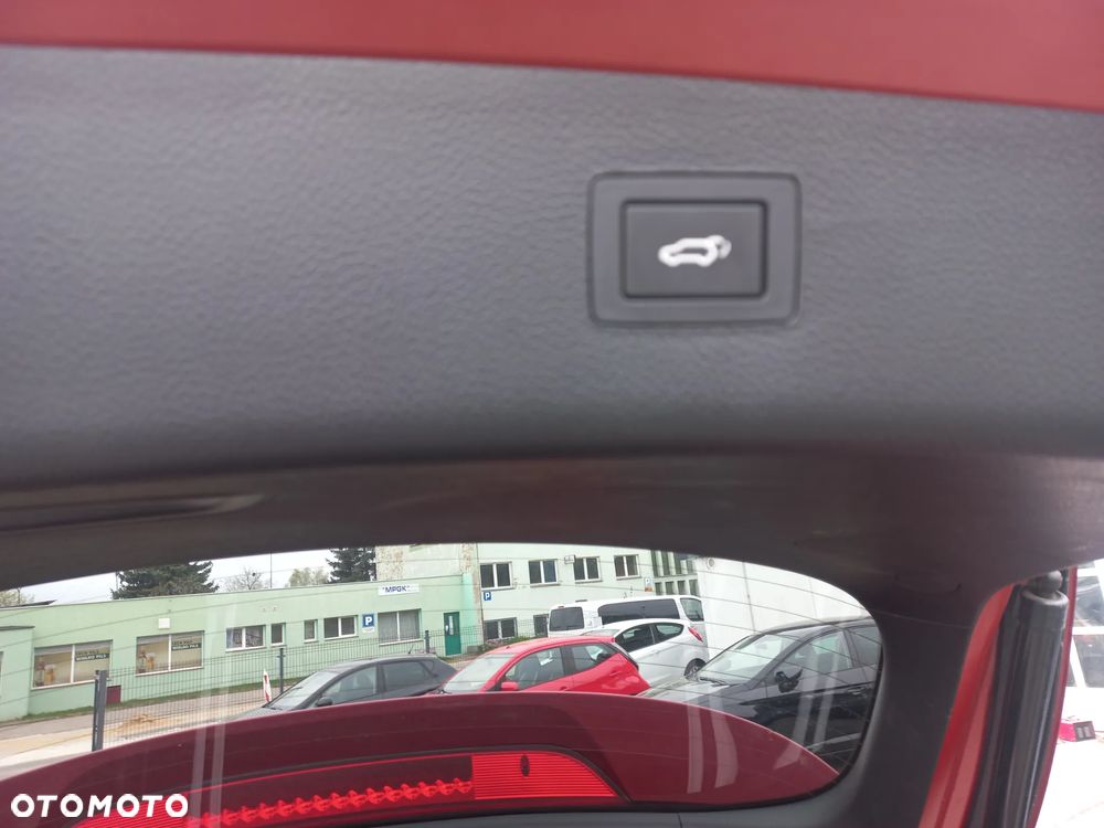 Hyundai i40 1.7 CRDi BlueDrive Premium DCT - 37