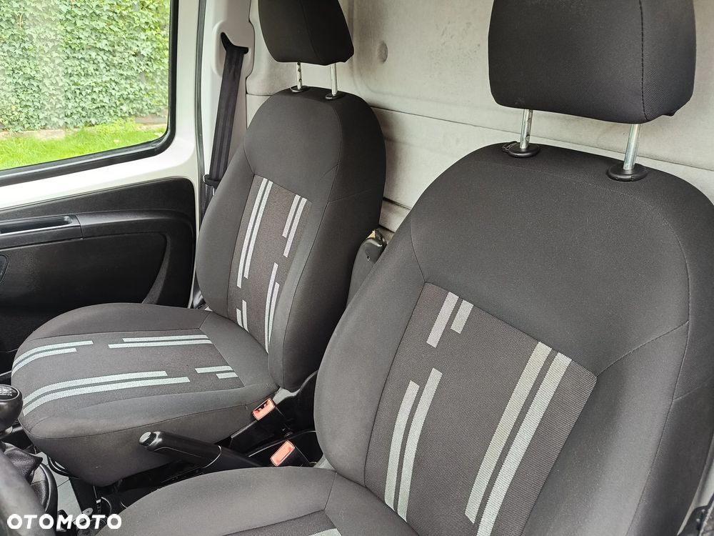 Fiat Fiorino 1.4 Lounge - 14
