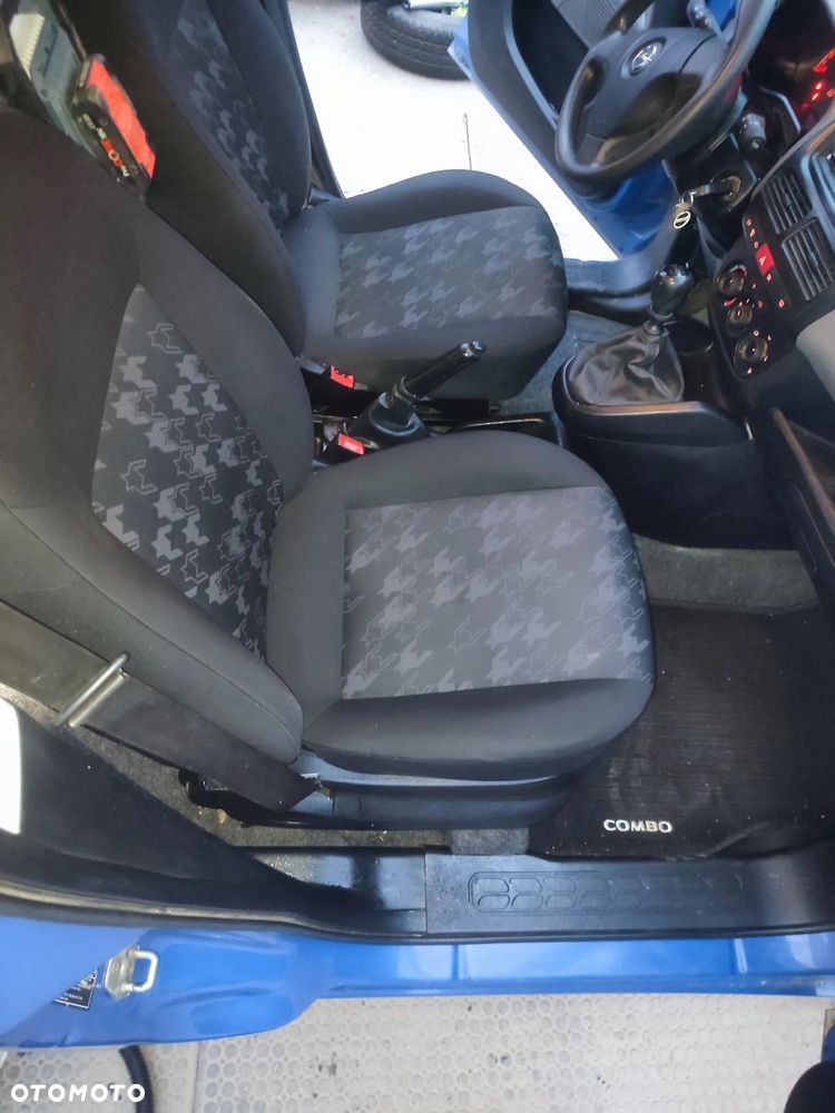 Opel Combo Tour L1H1 - 21