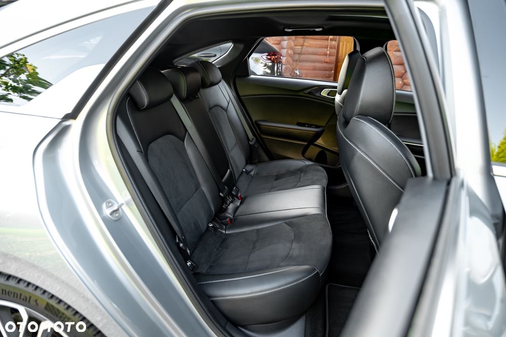 Kia ProCeed 1.5 T-GDI DCT7 OPF GT LINE - 22