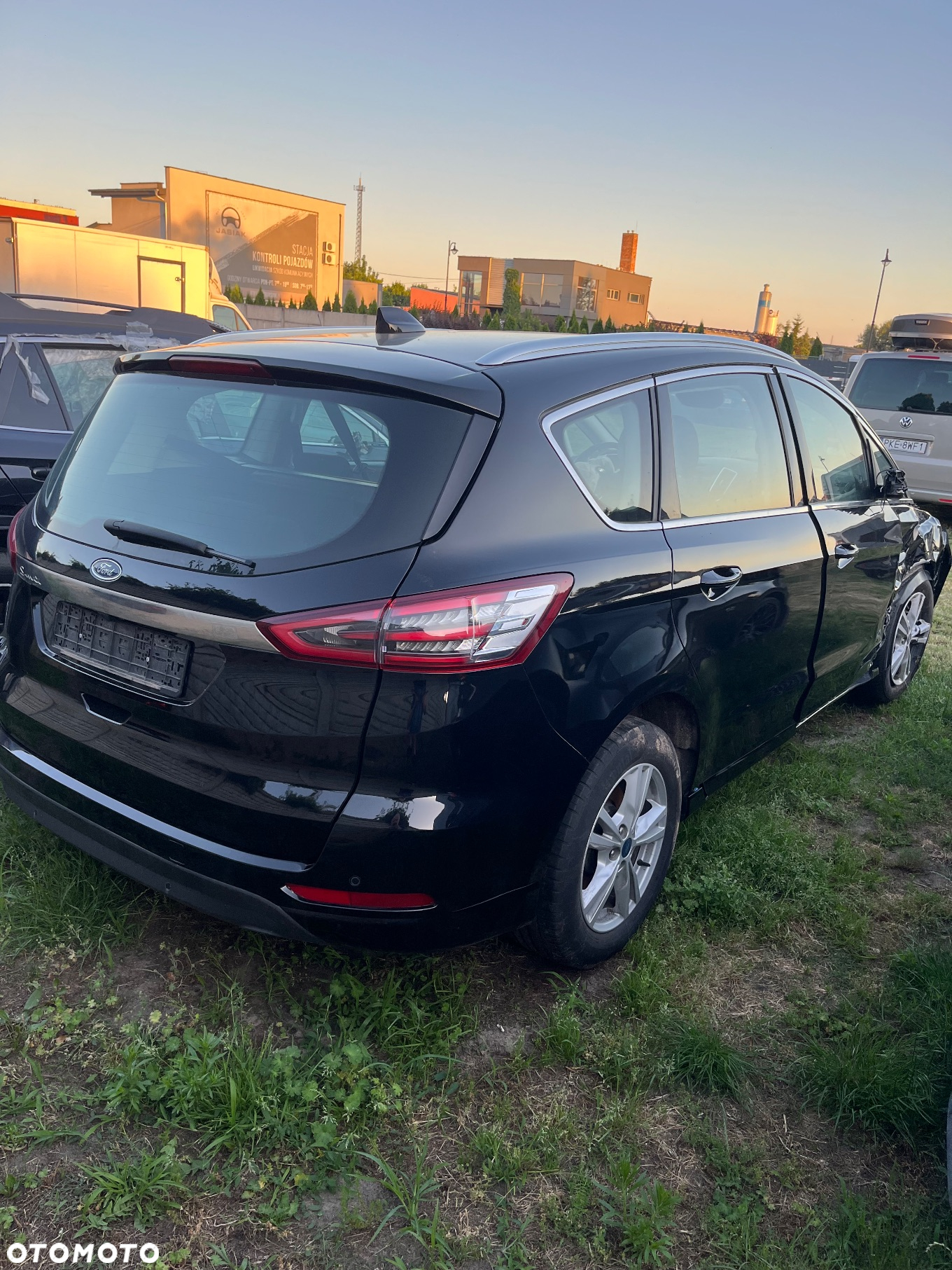 Ford S-Max 2.0 EcoBlue Titanium - 4