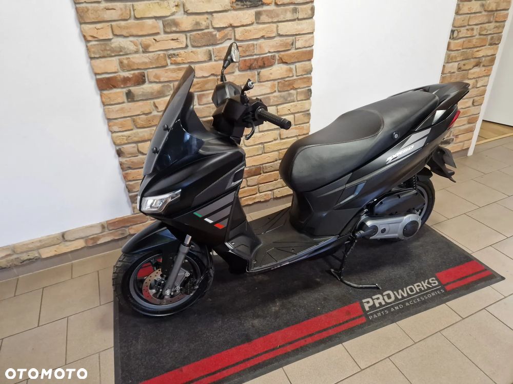 Aprilia SX - 6