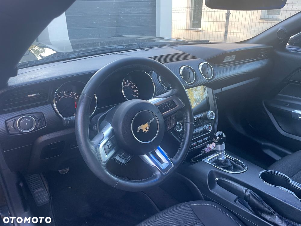 Ford Mustang 2.3 EcoBoost - 9