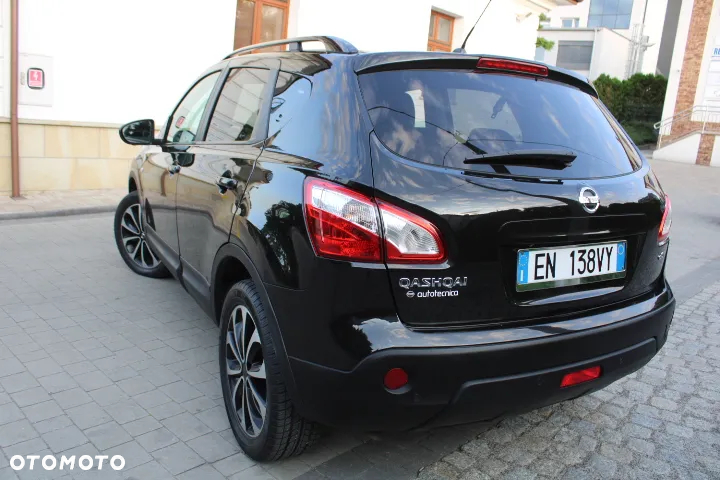 Nissan Qashqai 1.6 dCi ALL-MODE 4x4i TEKNA+ - 24