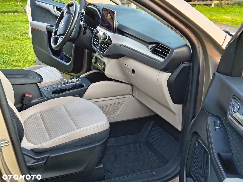 Ford Escape - 16