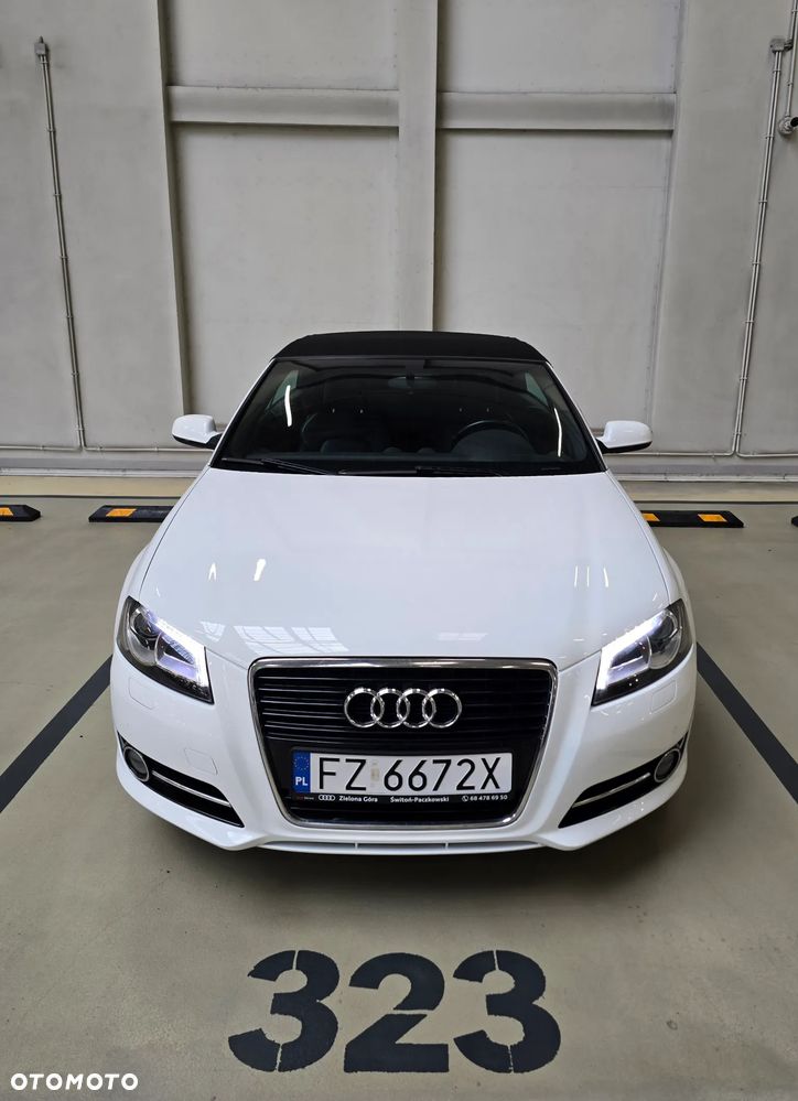 Audi A3 Cabrio 2.0 TDI DPF S tronic S Line Sportpaket (plus) - 2