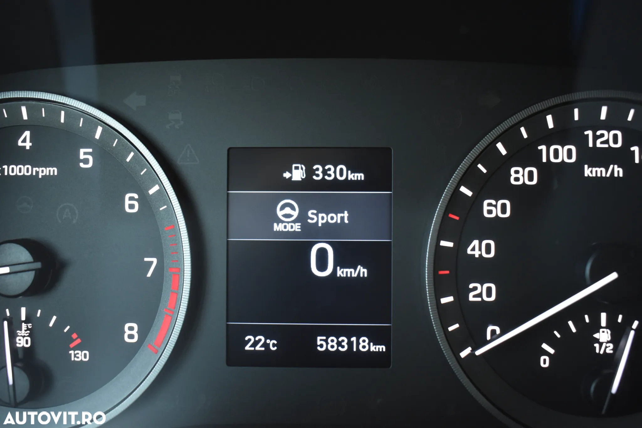Hyundai Tucson 1.6 GDI 2WD 6MT ISG Style - 27