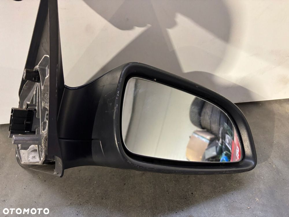 OPEL ASTRA H CABRIO LUSTERKO PRAWE 5 PIN Z21C 13207276 - 5