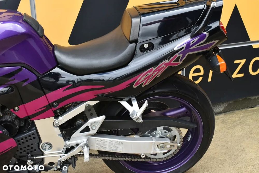 Suzuki GSX-R - 11