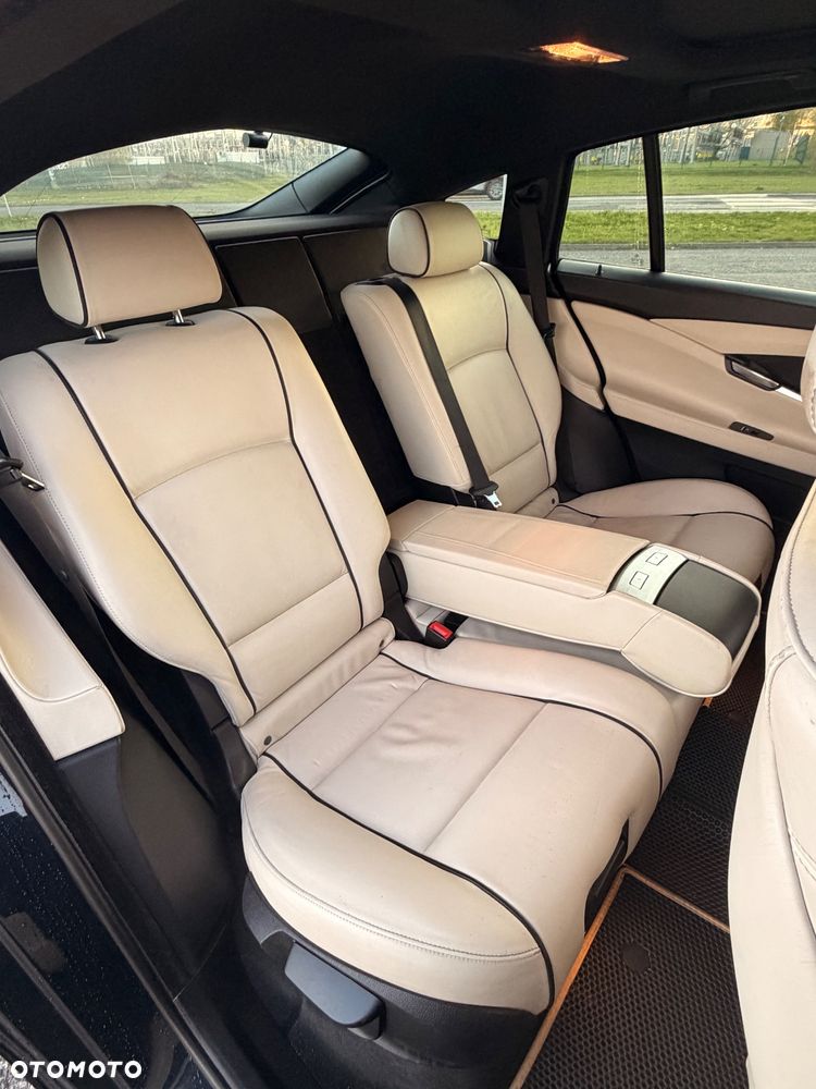 BMW 5GT 530d xDrive - 17