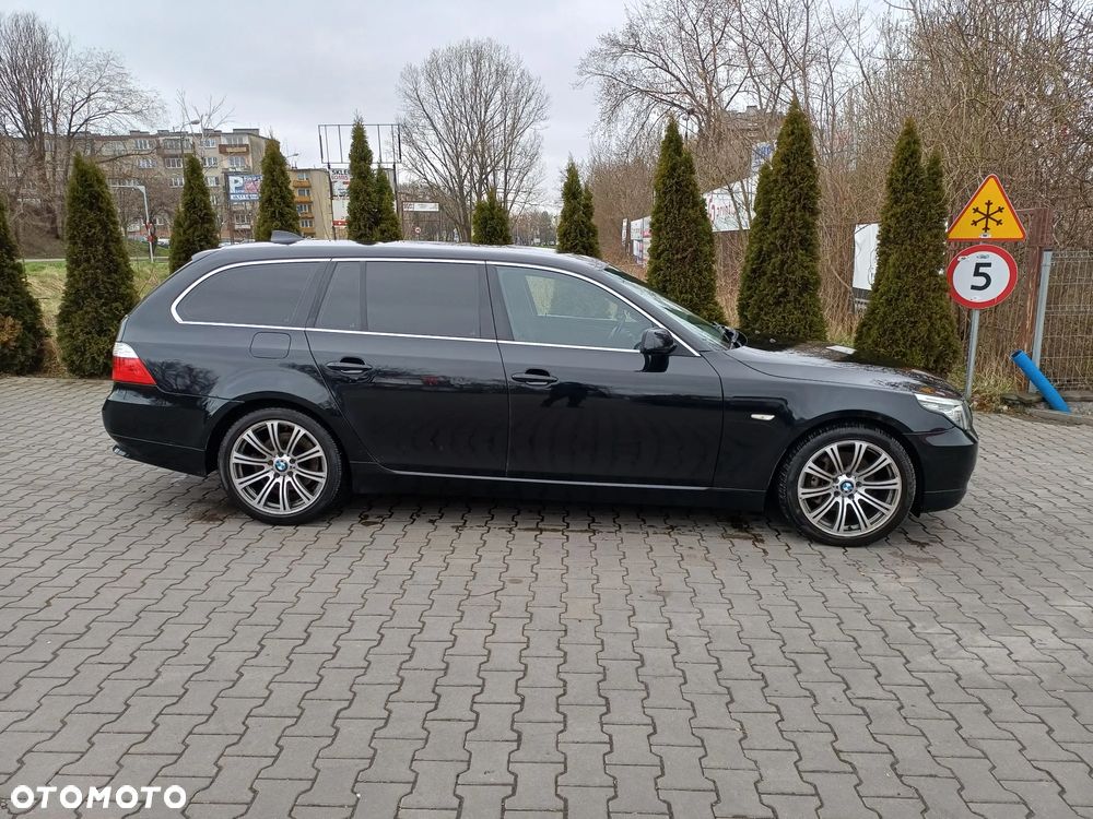 BMW Seria 5 530d xDrive - 4