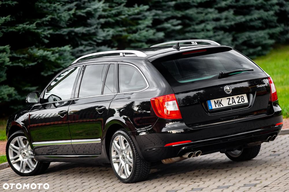 Skoda Superb 3.6 V6 4x4 DSG L&K - 17