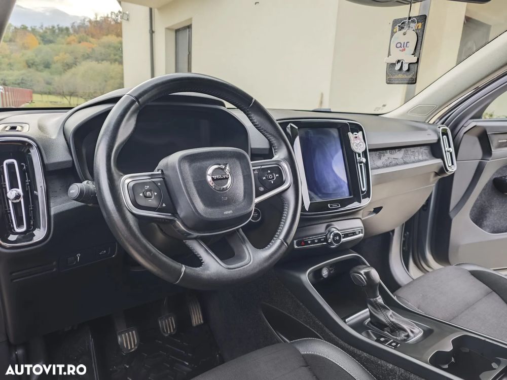 Volvo XC 40 D3 AWD Momentum - 12