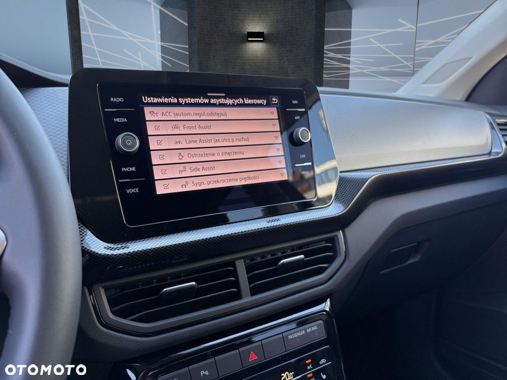 Volkswagen T-Cross - 19
