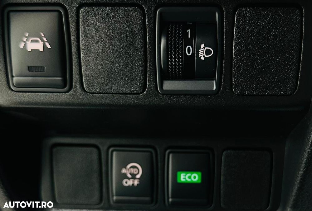 Nissan Qashqai 1.2 DIG-T Xtronic ACENTA - 12