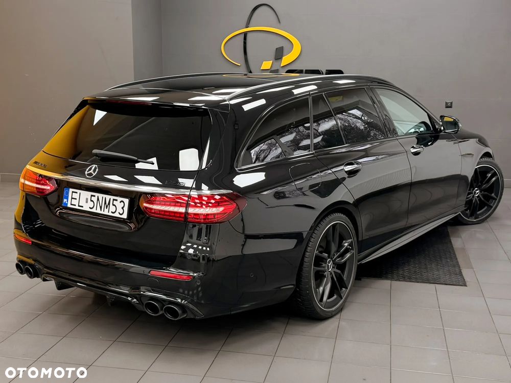Mercedes-Benz Klasa E AMG 53 4Matic+ AMG Speedshift TCT-9G - 35