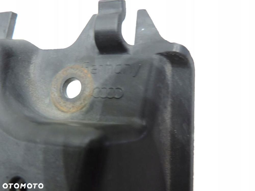 MOCOWANIE LAMPY LEWY TYŁ AUDI A6 C6 AVANT - 6