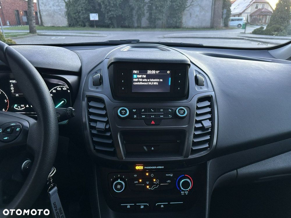 Ford Transit Connect - 18