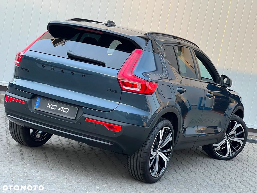 Volvo XC 40 B4 AWD Ultimate Dark - 9