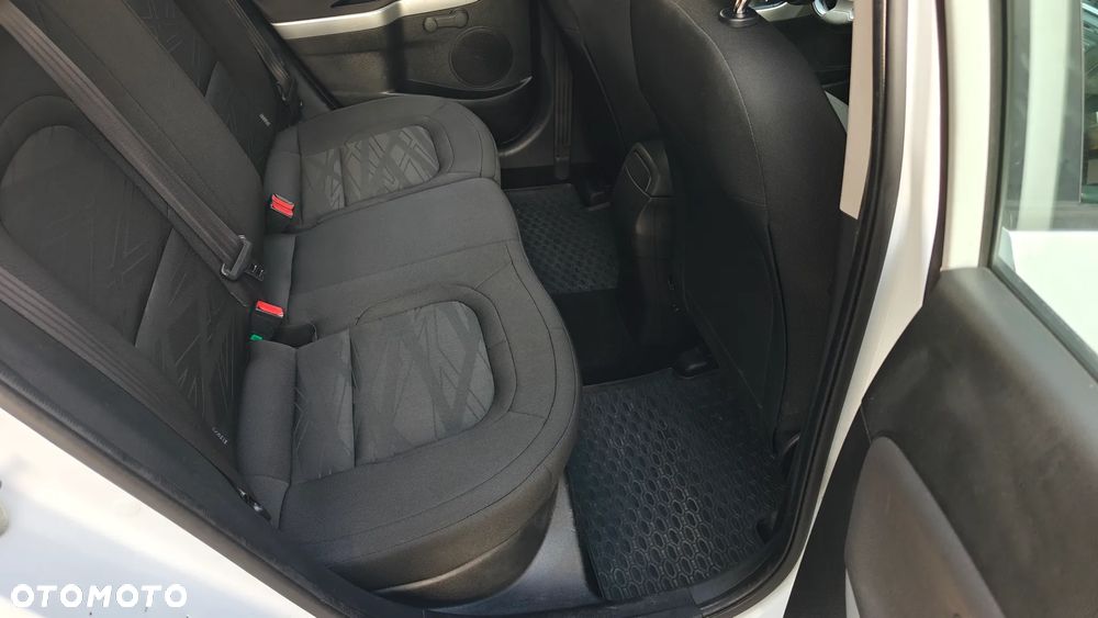 Kia Ceed 1.6 CRDi M - 16