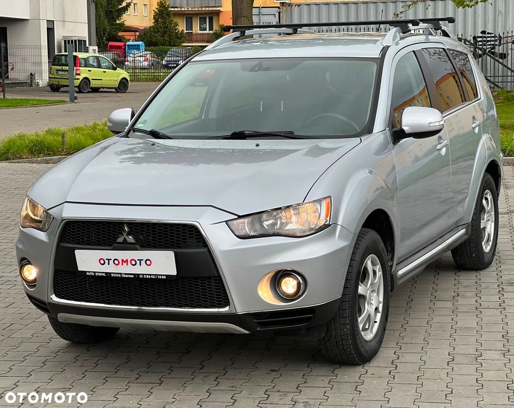Mitsubishi Outlander 2.0 2WD Invite - 4